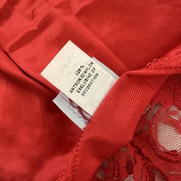 Cine Star Womens Vintage 90s Cami Tank Top Size S Red Lace Trim Lingerie - Picture 9 of 9